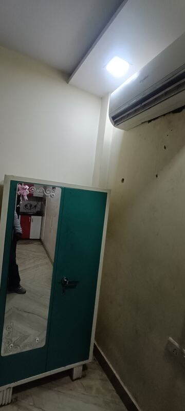 Furnished Amenities in 1 BHK Builder Floor at Rohini Sector 8 – for Rent