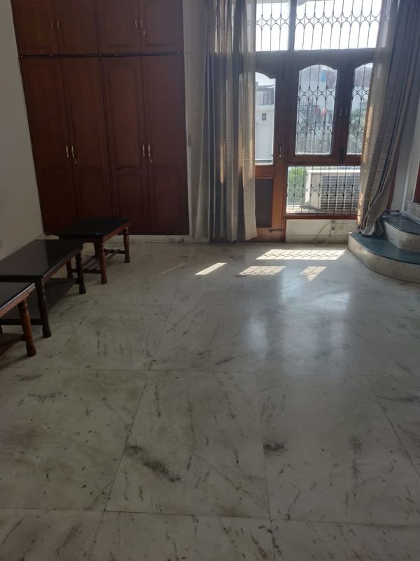 3 BHK Apartment For Rent in Shanti Niketan