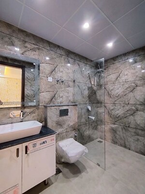 Kitchen in 3.5 BHK Builder Floor at Sector 57 – for Sale