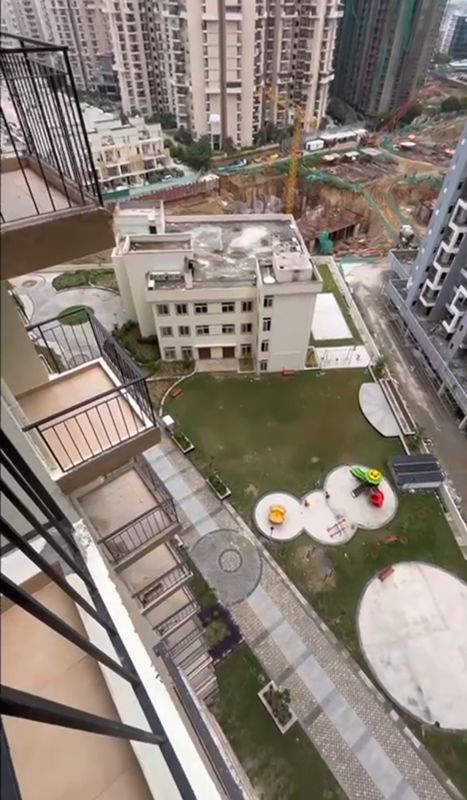 2 BHK 850 Sq.Ft. Apartment in Amrapali Enchante