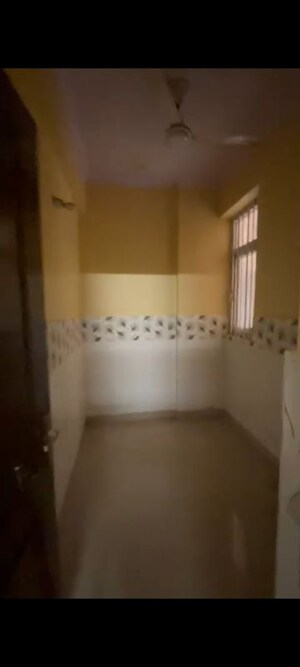 2 BHK Apartment For Rent in Amrapali Princely Estate, Sector 76