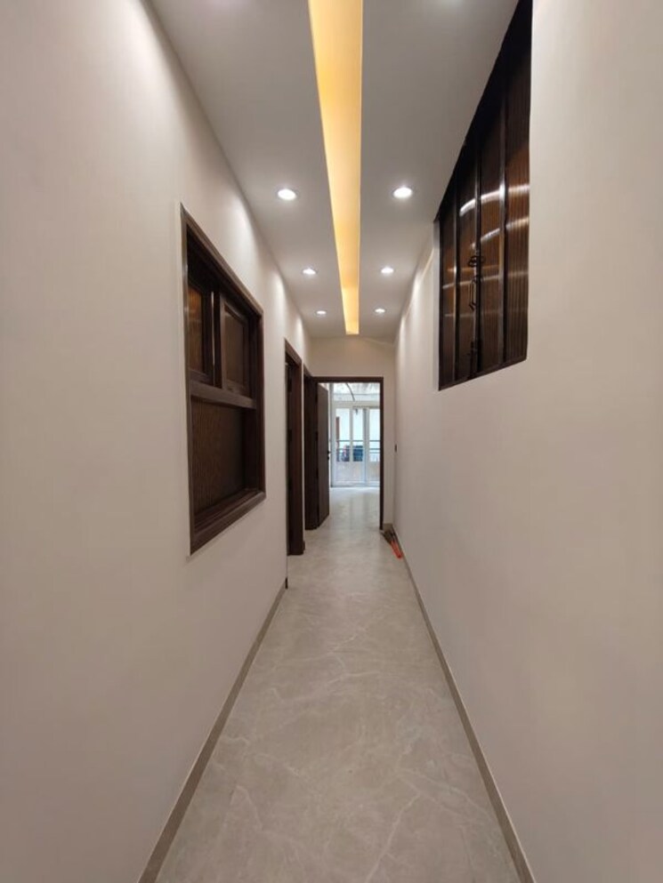 undefined, east of kailash 3 Bedroom 1300 Sq.Ft. Builder Floor In East Of Kailash Delhi 9932153