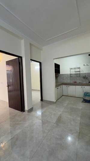 Room in 1 BHK Builder Floor at Chattarpur – for Rent