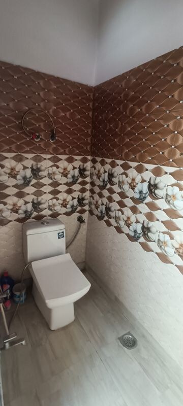 Master Bedroom in 1 RK Builder Floor at Rohini Sector 8 – for Rent