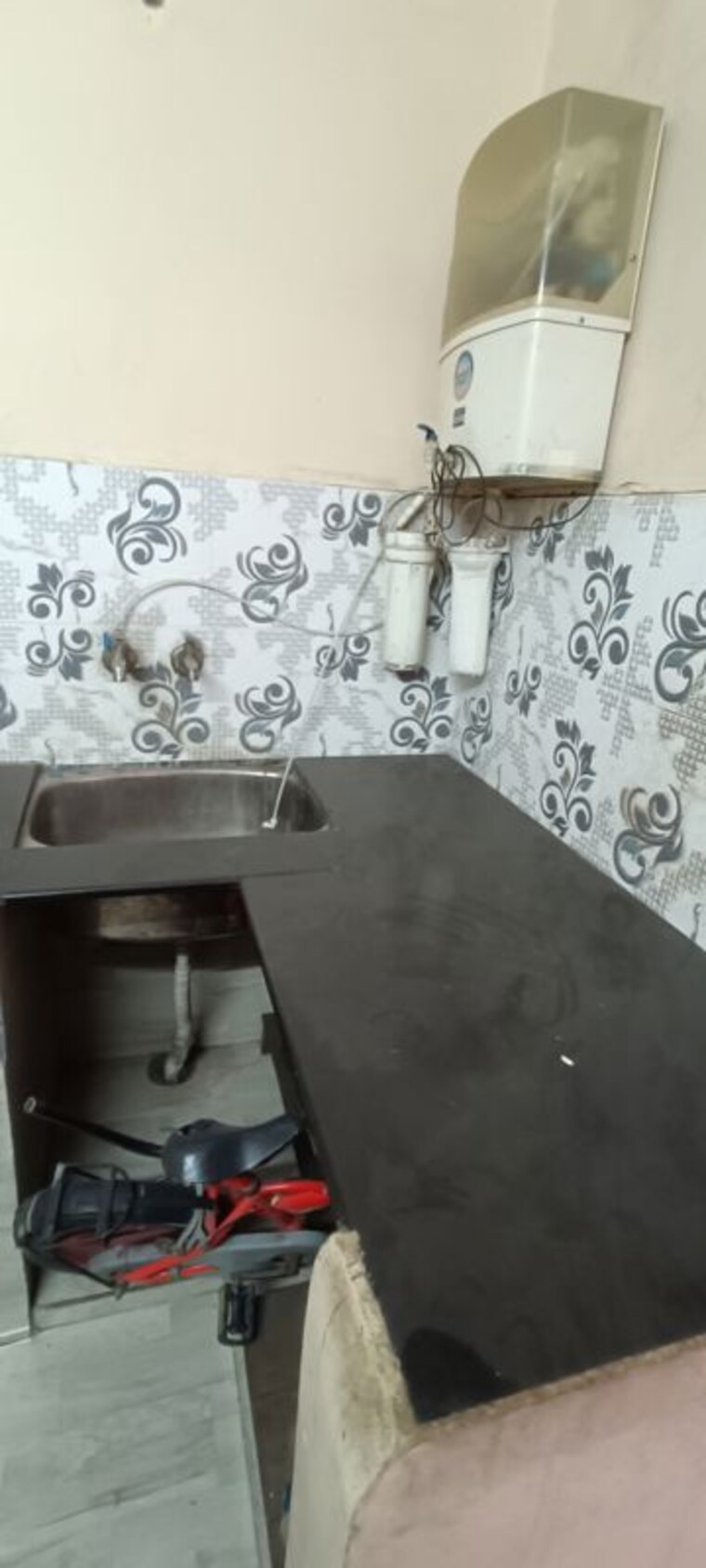 Living Room, rohini sector 8 1 RK 300 Sq.Ft. Builder Floor In Rohini Sector 8 Delhi 9932200