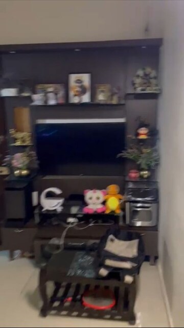 Furnished Amenities in 1 BHK Apartment at Onkar CHS, Goregaon East – for Rent