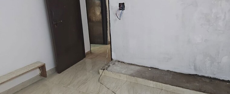 Room, sector 11 dwarka 3 Bedroom 1400 Sq.Ft. Apartment In Sector 11 Dwarka Delhi 9932219
