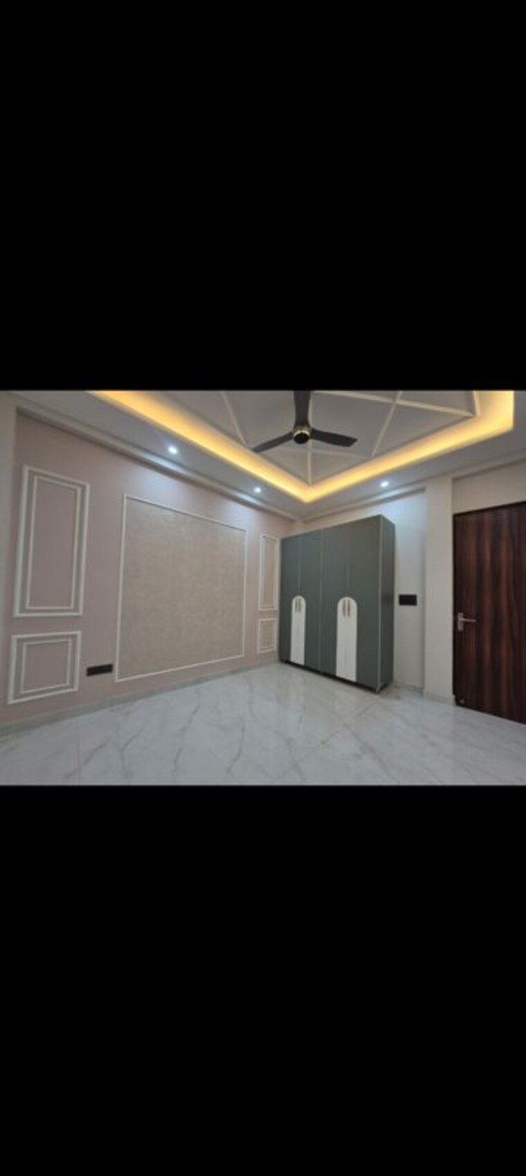 Room, govindpuram 3 Bedroom 200 Sq.Mt. Builder Floor In Govindpuram Ghaziabad 9932252