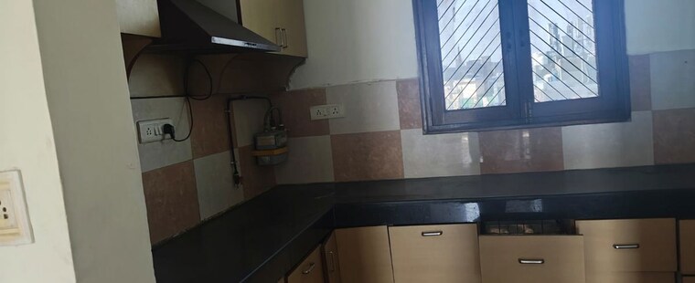 Kitchen, sector 11 dwarka 3 Bedroom 1500 Sq.Ft. Apartment In Sector 11 Dwarka Delhi 9932258