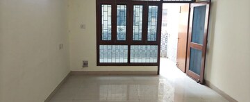 Room in 3 BHK Apartment at Sector 11 Dwarka – for Rent