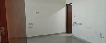 Room in 3 BHK Apartment at Sector 11 Dwarka – for Rent