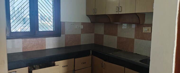 Kitchen, sector 11 dwarka 3 Bedroom 1500 Sq.Ft. Apartment In Sector 11 Dwarka Delhi 9932258