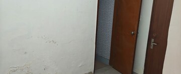 Room in 3 BHK Apartment at Sector 11 Dwarka – for Rent