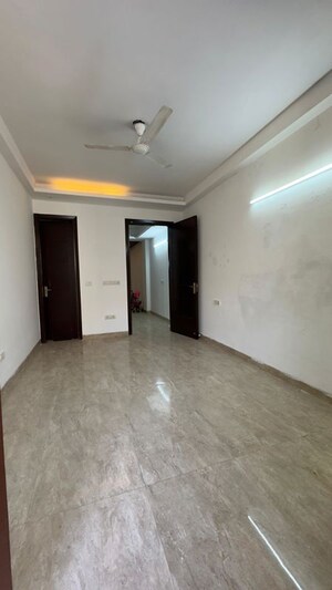 Room in 2 BHK Builder Floor at Chattarpur – for Rent