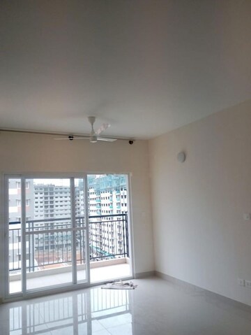 Room in 2 BHK Apartment at Adarsh Greens, Kogilu – for Rent