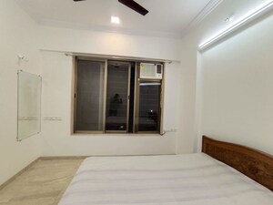 Room in 1 BHK Apartment at Kukreja Hari Kunj II, Chembur – for Rent