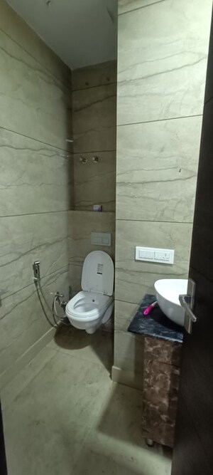 Bathroom in 3 BHK Builder Floor at Rohini Sector 7 – for Rent