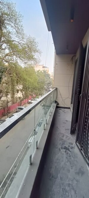 Balcony in 3 BHK Builder Floor at Rohini Sector 7 – for Rent