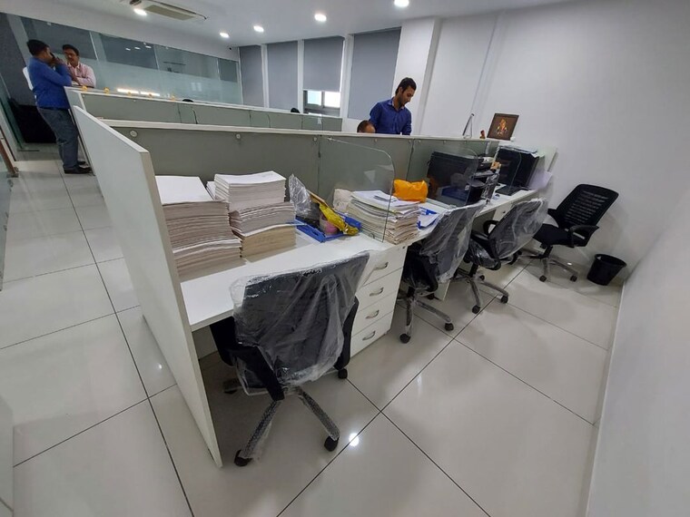 Team Area, vastrapur Commercial Office Space 1556 Sq.Ft. In Vastrapur Ahmedabad 9932268