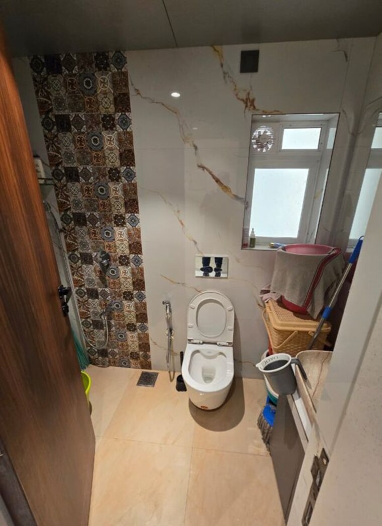Bathroom, hiranandani-estate-polaris 2 Bedroom 870 Sq.Ft. Apartment In Hiranandani Estate Thane 9932276