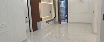 Room in 3 BHK Apartment at Sector 18 Dwarka – for Rent