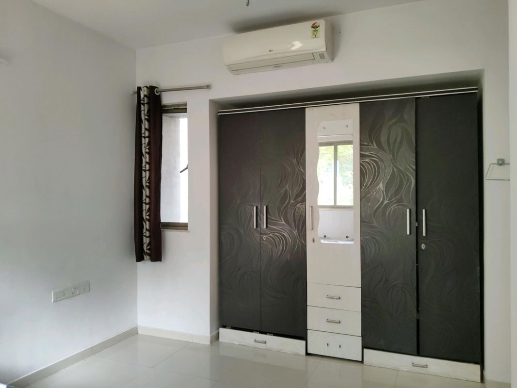 2 BHK + Pooja Room 800 Sq.Ft. Apartment in Vasant Leela Apartment