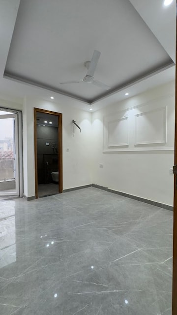 Room in 2 BHK Builder Floor at Chattarpur – for Rent