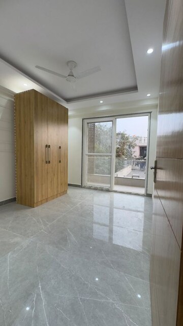 Room in 2 BHK Builder Floor at Chattarpur – for Rent
