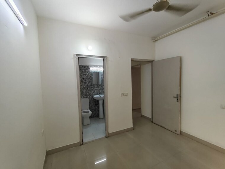 Room, nirala-greenshire 3 Bedroom 1470 Sq.Ft. Apartment In Sector 2 Greater Noida Greater Noida 9891202