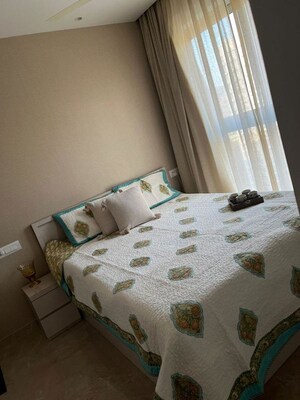 Bedroom in 1 BHK Apartment at Hiranandani Regent Hill, Powai – for Rent