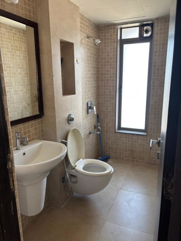 Bathroom, cosmos-regency-kavesar 3 Bedroom 980 Sq.Ft. Apartment In Kavesar Thane 9932326