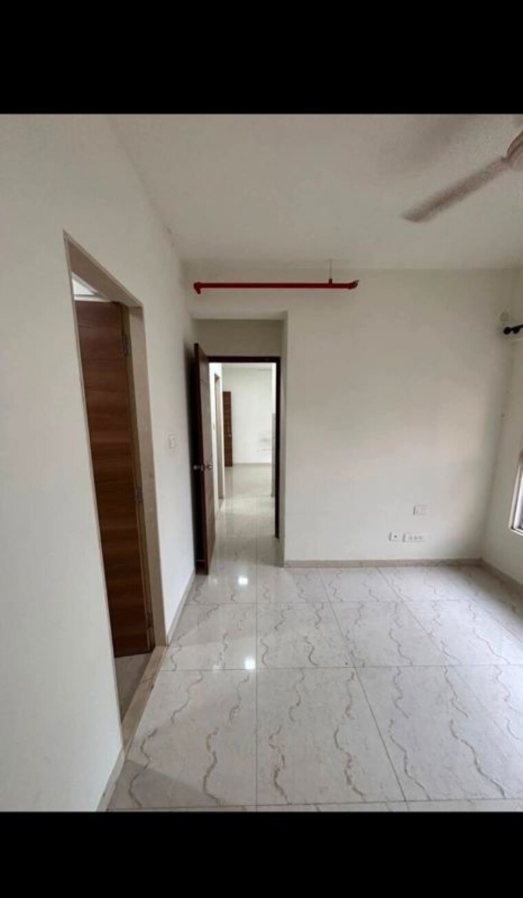 Room, jp-eminence 1 Bedroom 393 Sq.Ft. Apartment In Andheri West Mumbai 9932328
