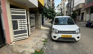 Parking in 6 BHK Independent House at Rachenahalli – for Sale