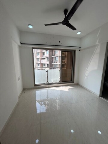Room in 2 BHK Apartment at MK Gracia, Amboli – for Rent