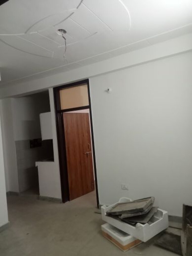 Room, bliss-heights 2 Bedroom 800 Sq.Ft. Builder Floor In Sector 104 Noida 9932359