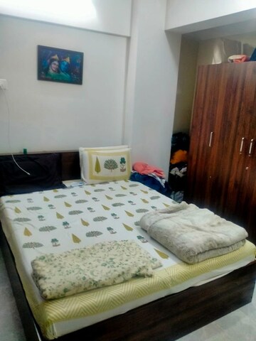 Bedroom in 2 BHK Apartment at Kishor Nagar CHS, Kopri – for Rent