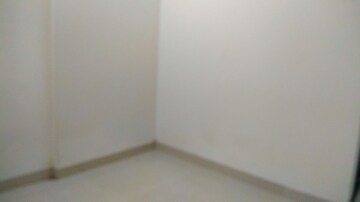 Room in 1.5 BHK Apartment at Andheri West – for Sale