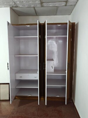 Furnished Amenities in 2 BHK Apartment at Vasant Kunj – for Rent