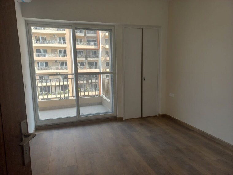 Room, aba-ivy-county 4 Bedroom 2511 Sq.Ft. Apartment In Sector 75 Noida 9932399
