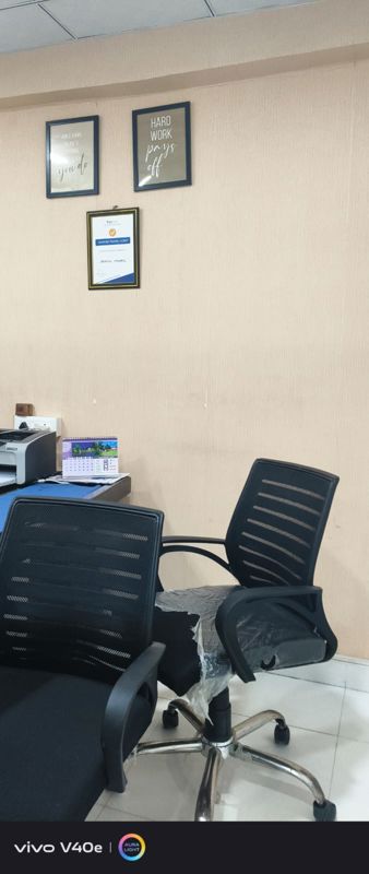 Office Space For Rent in Gaur City Mall