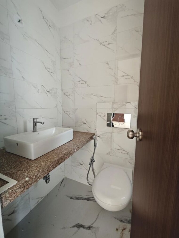 Bathroom, hubtown-rising-city 2 Bedroom 900 Sq.Ft. Apartment In Ghatkopar East Mumbai 9932456