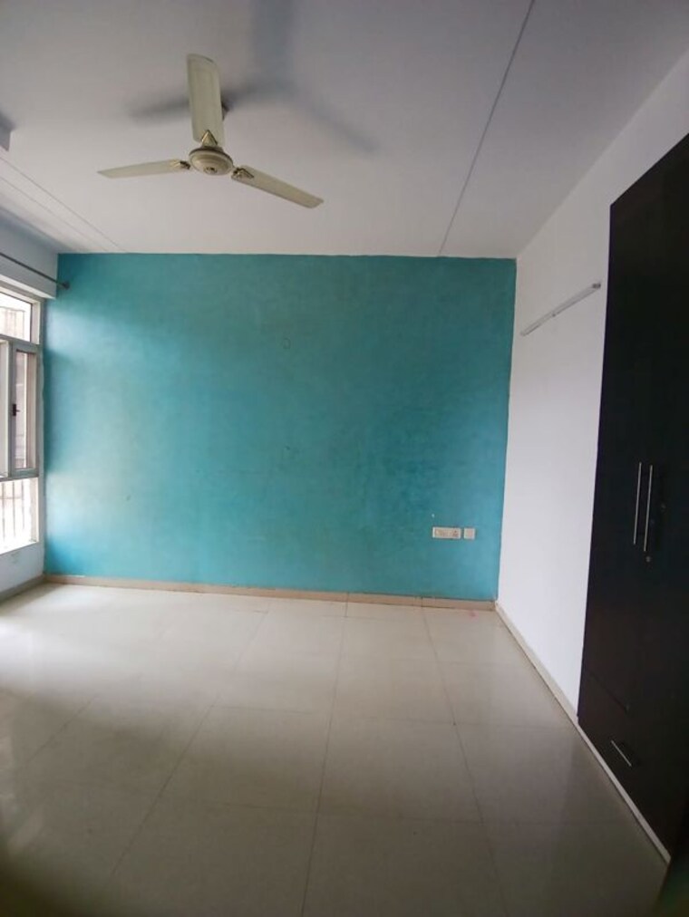 Bedroom, prateek-wisteria 3 Bedroom 1385 Sq.Ft. Apartment In Sector 77 Noida 9932492