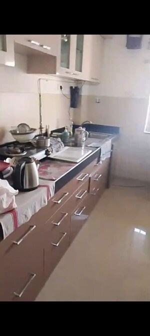 Team Area in 2 BHK Apartment at Kalpataru Hills, Manpada – for Rent