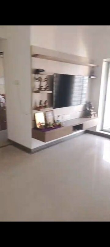 2 BHK Apartment For Rent in Kalpataru Hills, Manpada