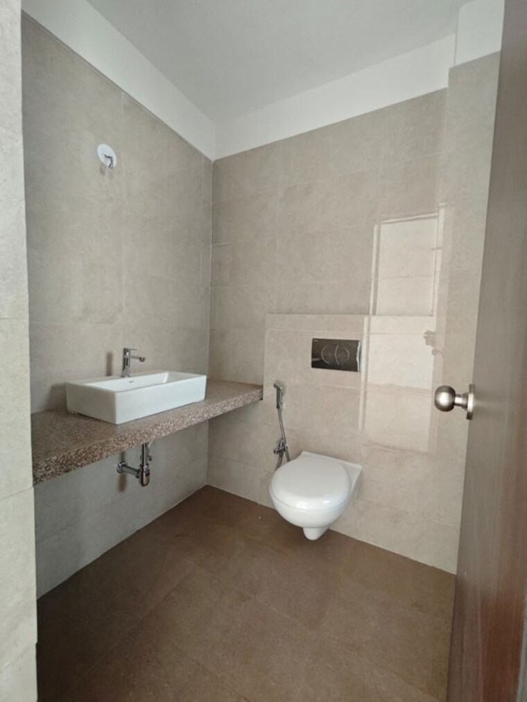 Bathroom, hubtown-rising-city 3 Bedroom 1150 Sq.Ft. Apartment In Ghatkopar East Mumbai 9932511