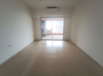 Room in 3 BHK Apartment at Lokhandwala Minerva Mahalaxmi, Mahalaxmi – for Sale