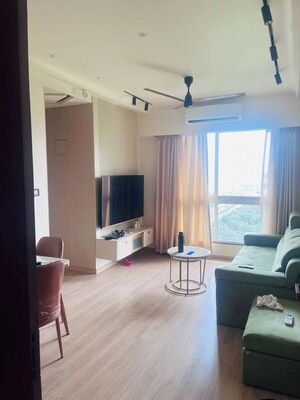Living Room in 1.5 BHK Apartment at Sheth Zuri, Laxmi Nagar – for Sale