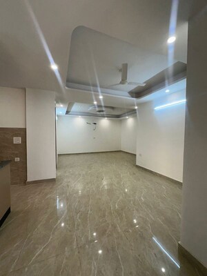 3 BHK Builder Floor For Sale in Saket