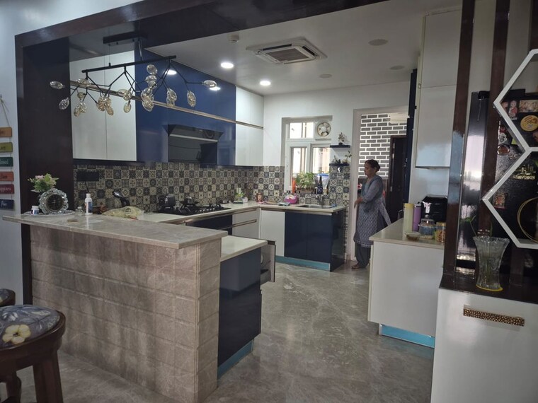 Master Bedroom, dasnac-burj 5 Bedroom 8000 Sq.Ft. Penthouse In Sector 75 Noida 9932589