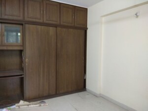 Room in 3 BHK Apartment at Ajmera Golden Rays, Andheri West – for Sale